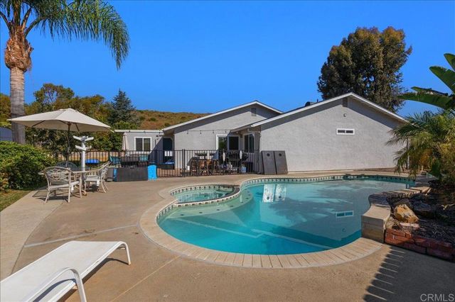 827 Bayberry Ct., San Marcos, CA 92069