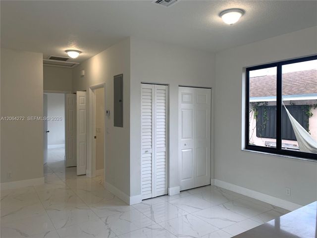 211 NW 7th Ct A, Hallandale Beach, FL 33009