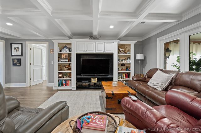 915 N Rockford Place, Ardmore, OK 73401