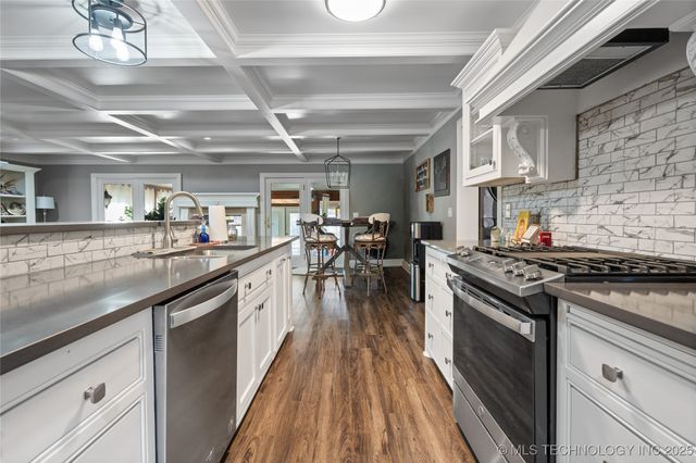 915 N Rockford Place, Ardmore, OK 73401