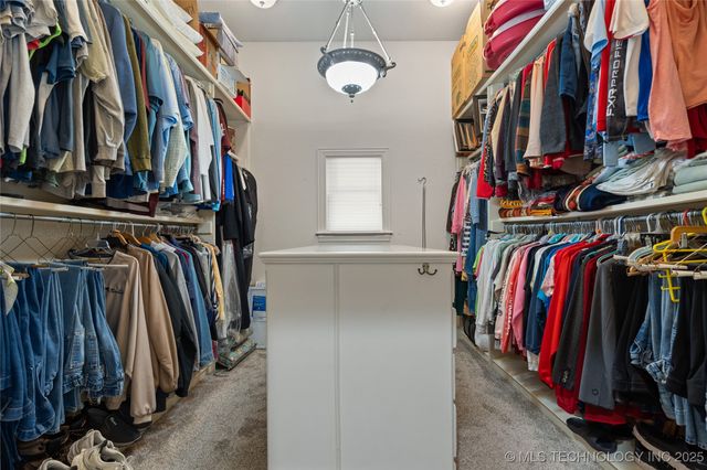 915 N Rockford Place, Ardmore, OK 73401