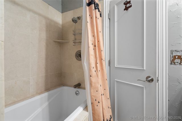 915 N Rockford Place, Ardmore, OK 73401