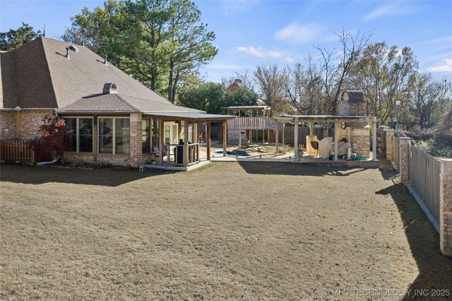 915 N Rockford Place, Ardmore, OK 73401