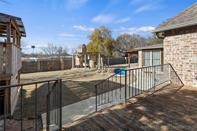 915 N Rockford Place, Ardmore, OK 73401