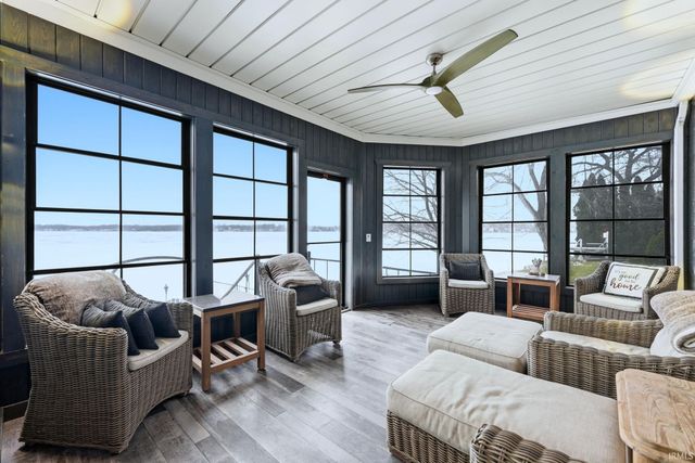 1255 Lane 280 Hamilton Lake, Hamilton, IN 46742