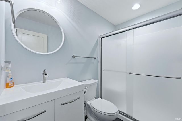 1255 Lane 280 Hamilton Lake, Hamilton, IN 46742