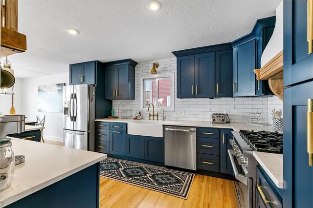 1900 Shorewood Lane, Mound, MN 55364