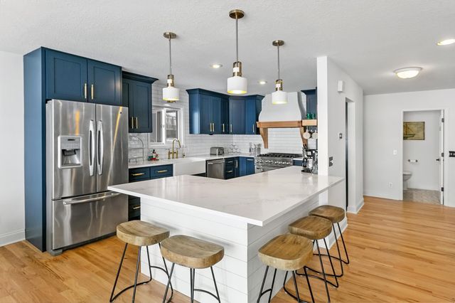 1900 Shorewood Lane, Mound, MN 55364