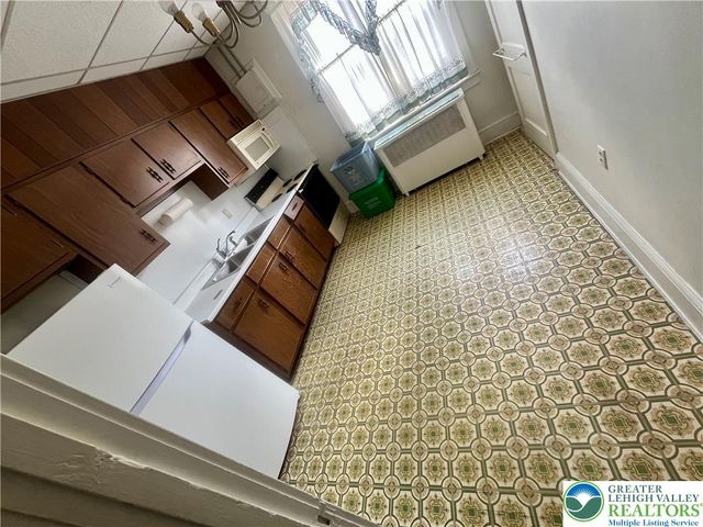 323 16th Street 2, Allentown City, PA 18102