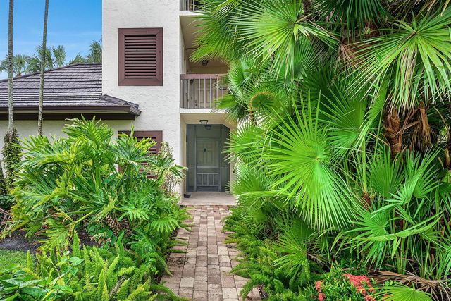 13388 POLO Road W 0201, Wellington, FL 33414