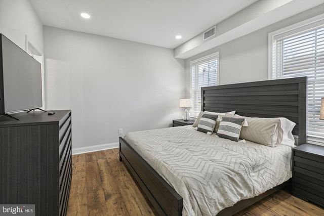 36 EVERGREEN LN, Phoenixville, PA 19460