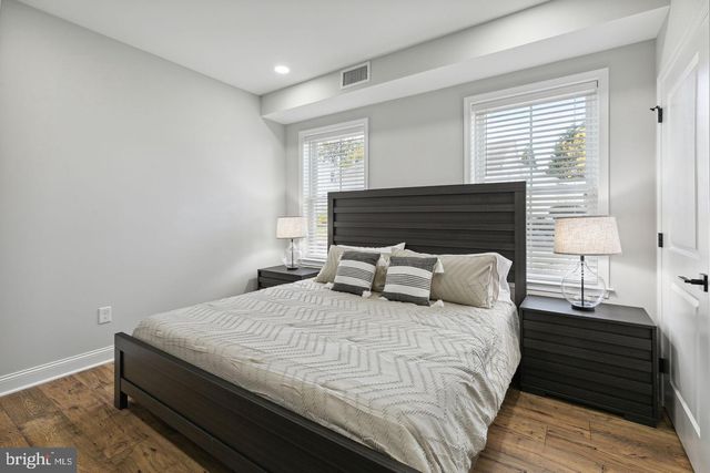 36 EVERGREEN LN, Phoenixville, PA 19460