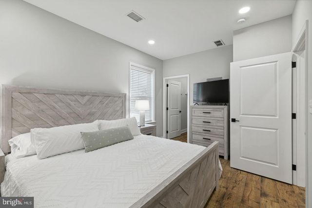 36 EVERGREEN LN, Phoenixville, PA 19460