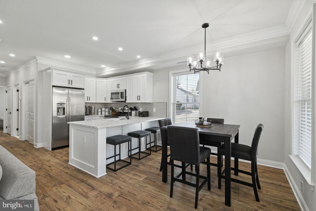 36 EVERGREEN LN, Phoenixville, PA 19460