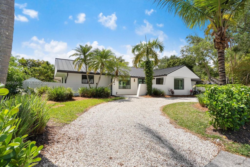 7864 SW 179th Terrace, Palmetto Bay, FL 33157