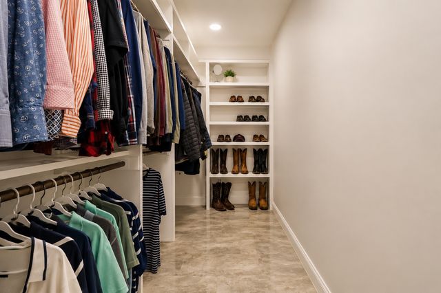 10505 Ferguson Road, Dallas, TX 75228