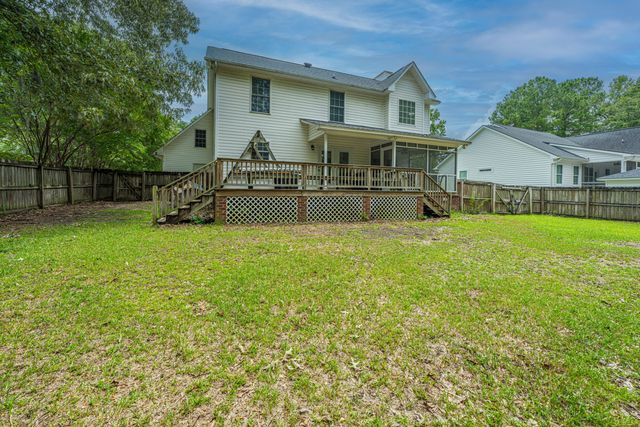 1543 Sterling Oaks Drive, Moncks Corner, SC 29461