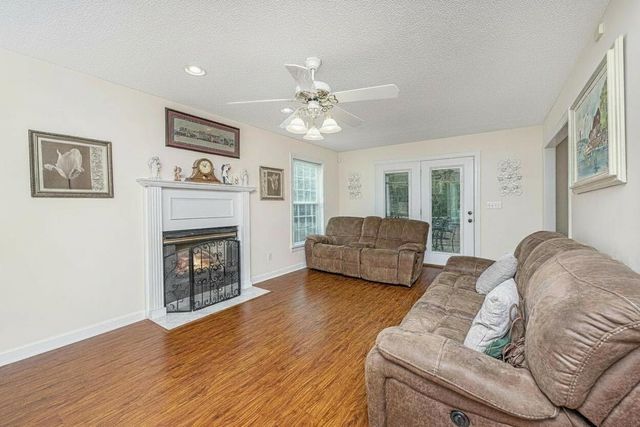 1543 Sterling Oaks Drive, Moncks Corner, SC 29461