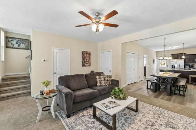 426 Rick McCormick Dr, La Vergne, TN 37086