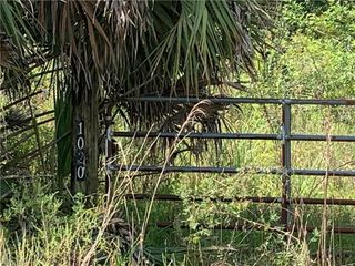 1020 Limpkin RD, Naples, FL 34120