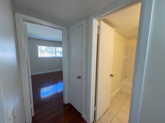 1501 Crescent Circle A6, Lake Park, FL 33403