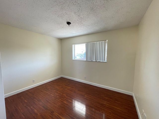 1501 Crescent Circle A6, Lake Park, FL 33403