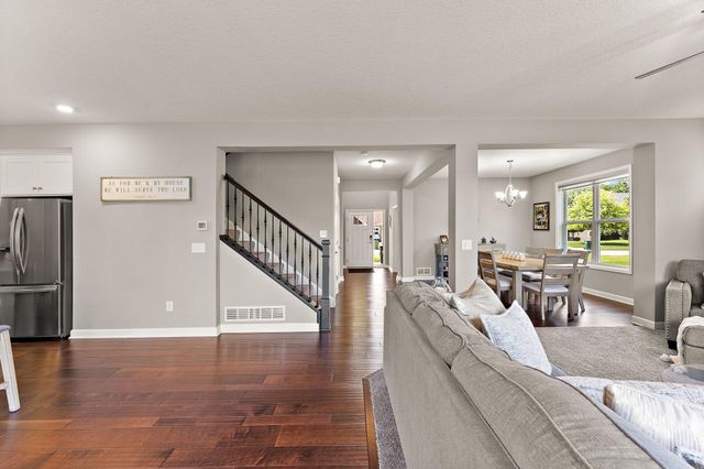 7616 103rd Avenue N, Brooklyn Park, MN 55445
