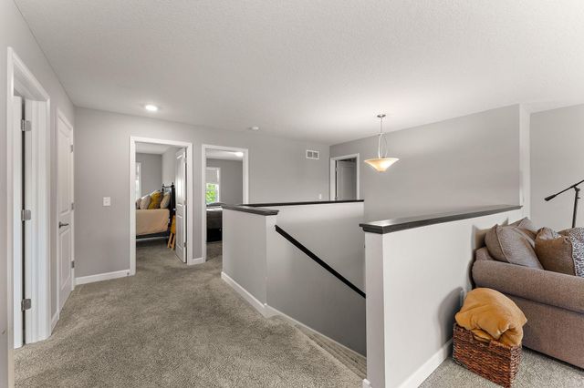 7616 103rd Avenue N, Brooklyn Park, MN 55445