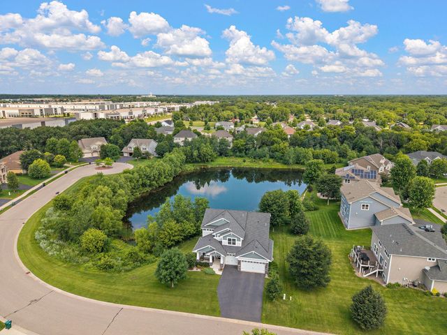 7616 103rd Avenue N, Brooklyn Park, MN 55445