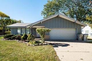 8105 N 105th STREET, Milwaukee, WI 53224