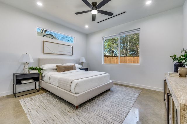 1439 E Louisiana Avenue, Dallas, TX 75216