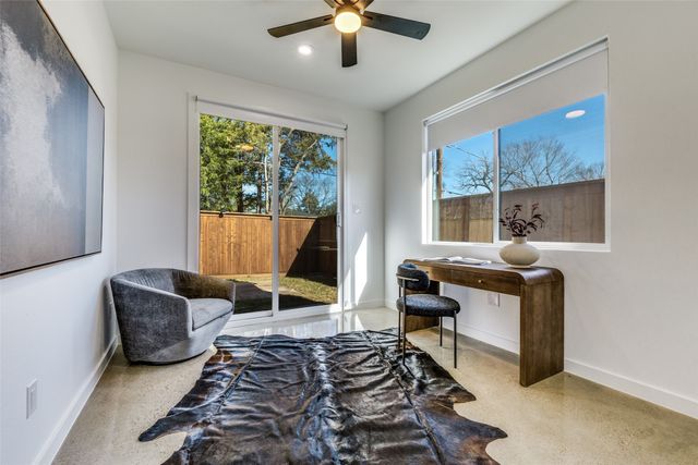 1439 E Louisiana Avenue, Dallas, TX 75216