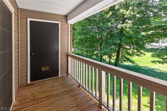 3324 Lenox Village Drive 222, Fairlawn, OH 44333