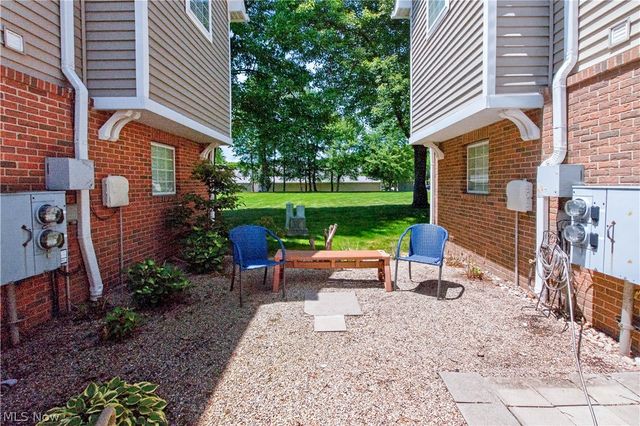 3324 Lenox Village Drive 222, Fairlawn, OH 44333