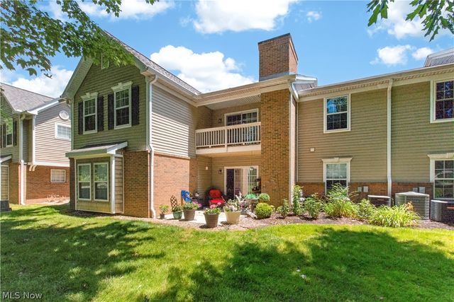 3324 Lenox Village Drive 222, Fairlawn, OH 44333