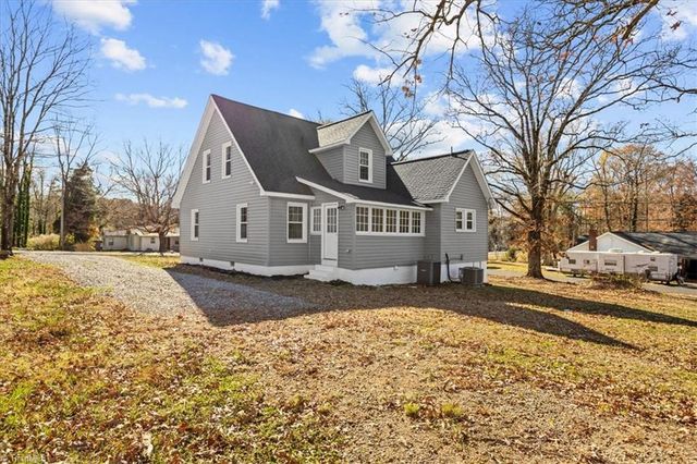 143 Lambeth Road, Thomasville, NC 27360