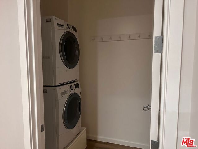 3223 W 6th Street 205, Los Angeles, CA 90020