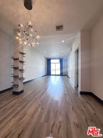 3223 W 6th Street 205, Los Angeles, CA 90020