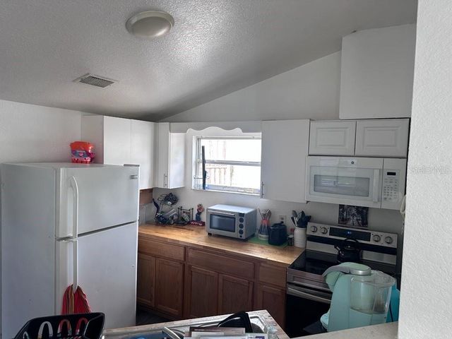 10030 INGRAM AVENUE, Apopka, FL 32703