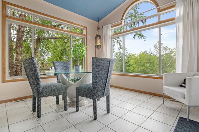 14217 Footbridge Way, Apple Valley, MN 55124