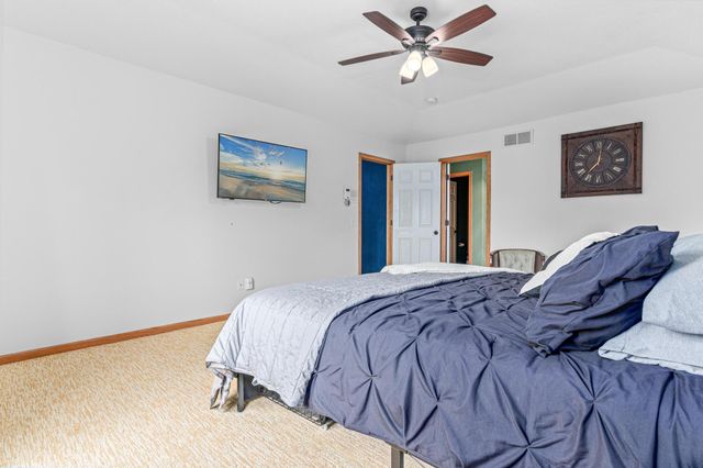 14217 Footbridge Way, Apple Valley, MN 55124