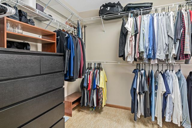 14217 Footbridge Way, Apple Valley, MN 55124