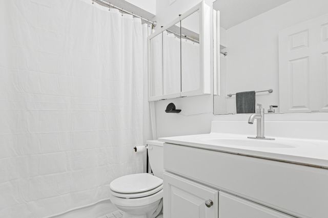 14217 Footbridge Way, Apple Valley, MN 55124