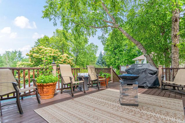 14217 Footbridge Way, Apple Valley, MN 55124