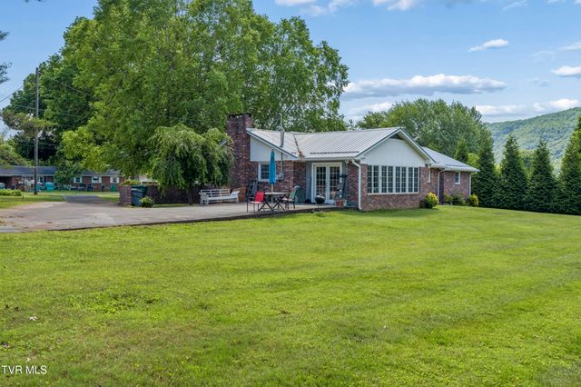 826 Balsam Circle, Erwin, TN 37650