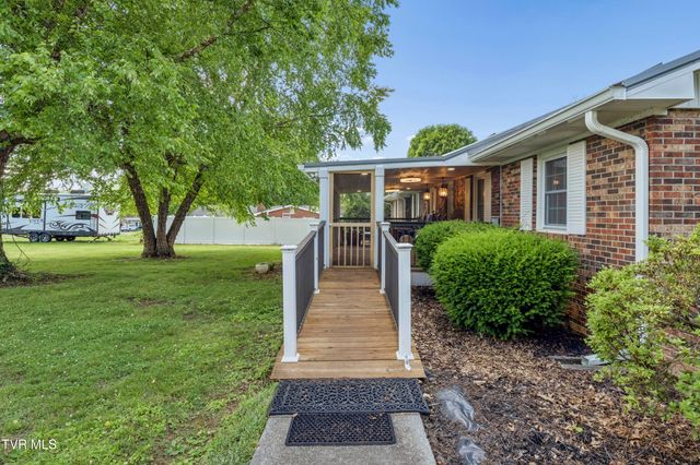 826 Balsam Circle, Erwin, TN 37650