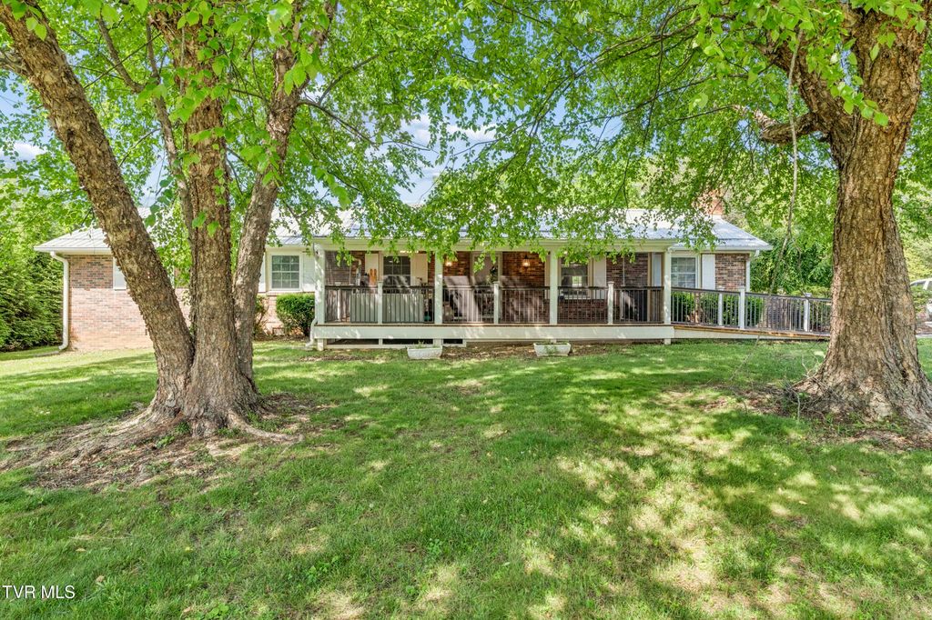 826 Balsam Circle, Erwin, TN 37650