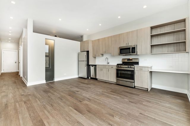 1964 N Milwaukee Avenue 401, Chicago, IL 60647