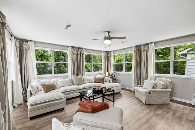 3117 Greggwood Dr, Nashville, TN 37207