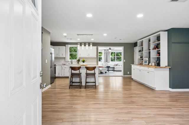 3117 Greggwood Dr, Nashville, TN 37207